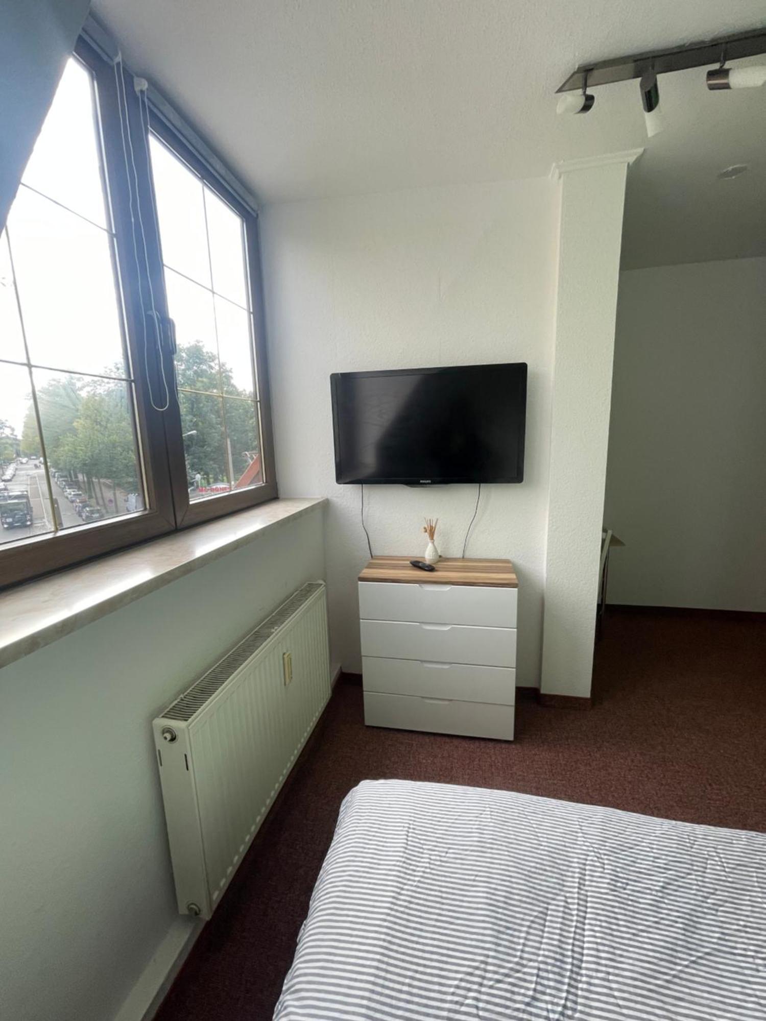Neue Pfefferkiste Albergue Leipzig Exterior foto